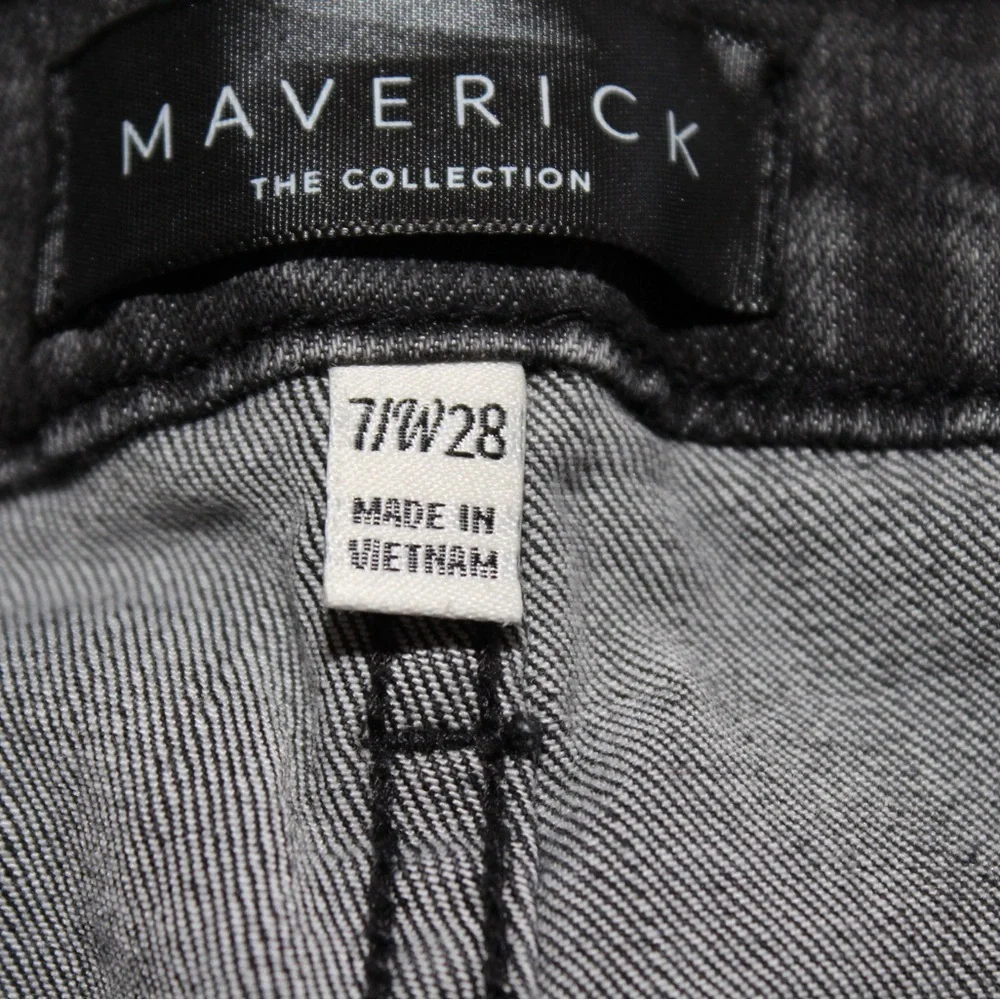Maverick The Collection Women’s Black Jeans Ripped 7/W28 Trendy - Picture 3 of 4
